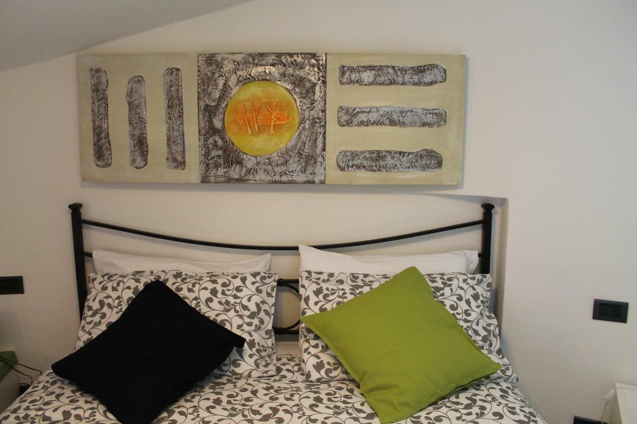 Guardando Le Stelle Apartment เวอนาซซา ภายนอก รูปภาพ